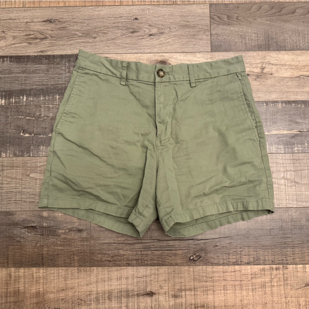 Old Navy Slim Shorts — Olive